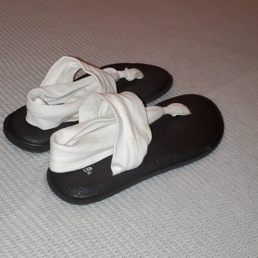 Sanuk Yoga Mat Sandals - Picture 2 of 3